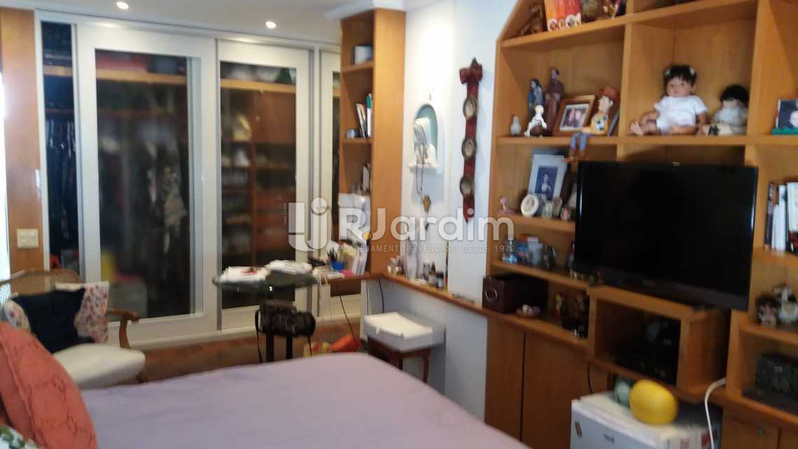 Conheça Suíte master do imóvel - Cobertura À VENDA, Copacabana, Rio de Janeiro, RJ - LACO40095 - 23 Suíte master - Cobertura À VENDA, Copacabana, Rio de Janeiro, RJ - LACO40095 - 23