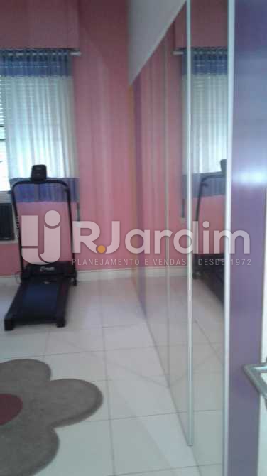 Conheça QUARTO do imóvel - Compra Venda Apartamento Copacabana 4 Quartos - LAAP40495 - 9 QUARTO - Compra Venda Apartamento Copacabana 4 Quartos - LAAP40495 - 9