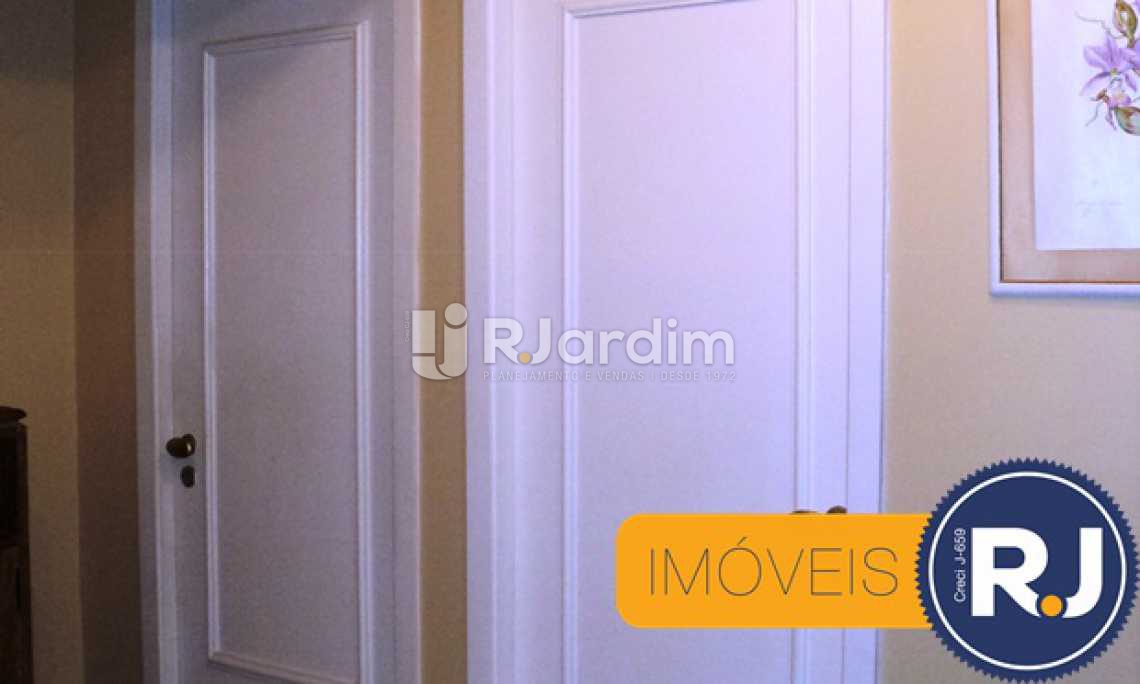 Conheça PORTAS DAS DIVISORIAS do imóvel - Imóveis Comercial Jardim Botânico - LASL00110 - 9 PORTAS DAS DIVISORIAS - Imóveis Comercial Jardim Botânico - LASL00110 - 9