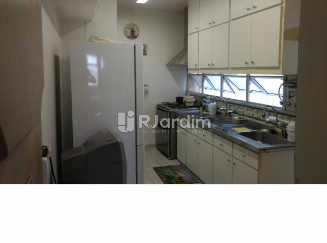 Conheça cozinha do imóvel - Imóveis Compra Venda Avaliação Apartamento Lagoa 4 Quartos - LAAP40497 - 14 cozinha - Imóveis Compra Venda Avaliação Apartamento Lagoa 4 Quartos - LAAP40497 - 14