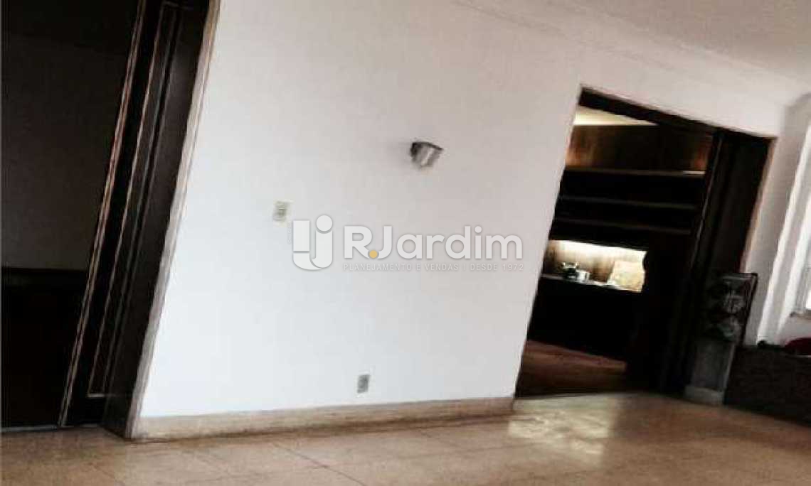 Conheça Varanda 1 do imóvel - Cobertura À VENDA, Copacabana, Rio de Janeiro, RJ - LACO50017 - 8 Varanda 1 - Cobertura À VENDA, Copacabana, Rio de Janeiro, RJ - LACO50017 - 8