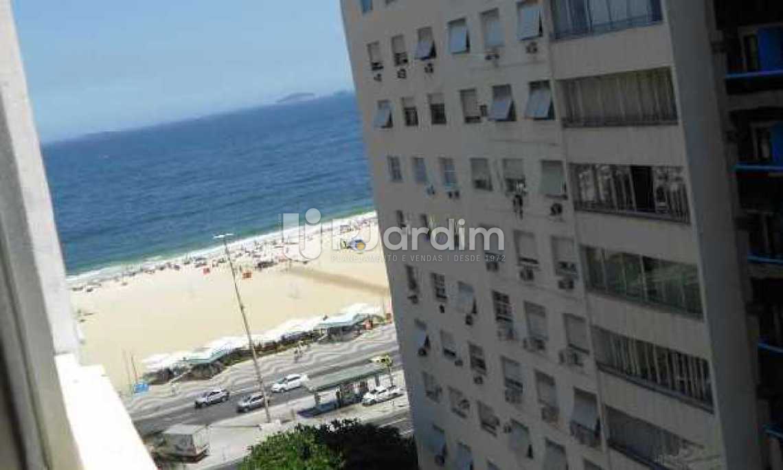 Conheça Vista praia do imóvel - Cobertura À VENDA, Copacabana, Rio de Janeiro, RJ - LACO50017 - 11 Vista praia - Cobertura À VENDA, Copacabana, Rio de Janeiro, RJ - LACO50017 - 11