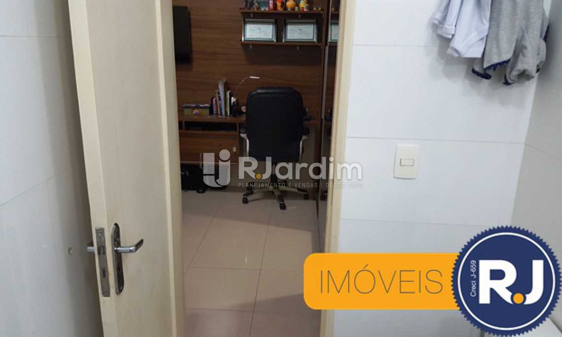 Conheça Banheiro suíte do imóvel - Imóveis Compra e Venda Botafogo 2 Quartos - LAAP20851 - 15 Banheiro suíte - Imóveis Compra e Venda Botafogo 2 Quartos - LAAP20851 - 15