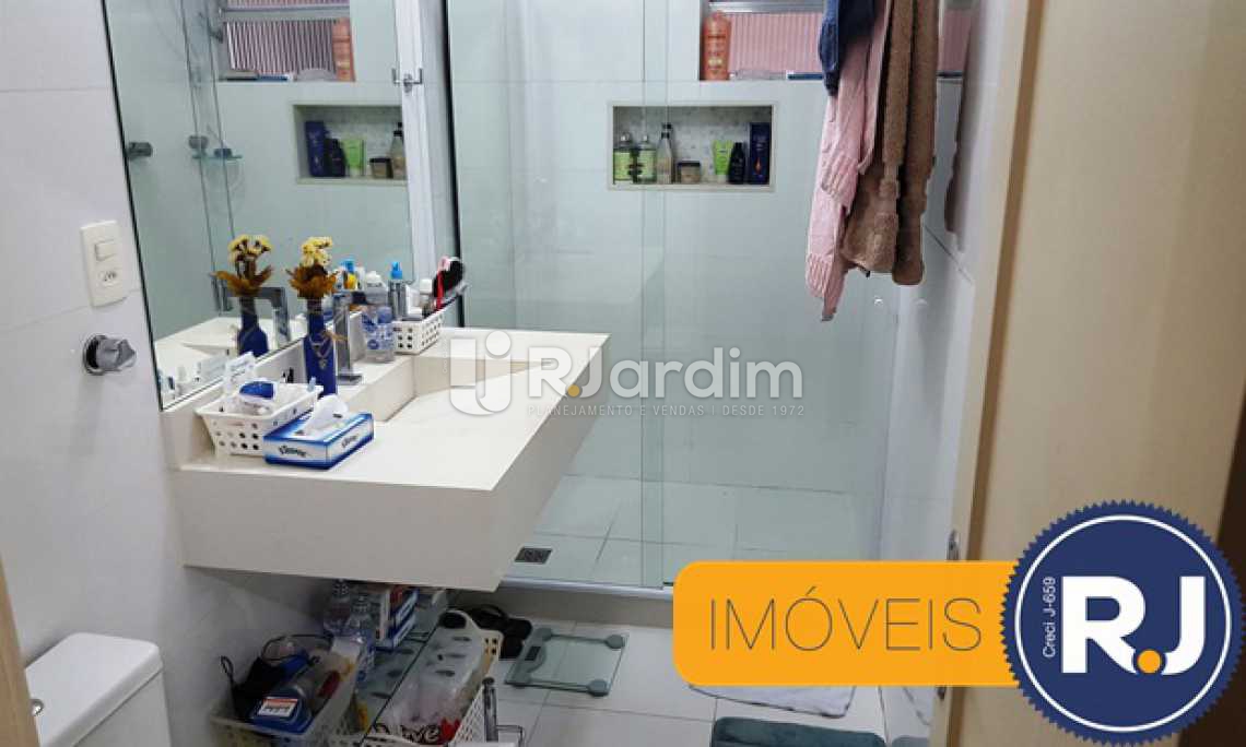 Conheça Banheiro suíte do imóvel - Imóveis Compra e Venda Botafogo 2 Quartos - LAAP20851 - 14 Banheiro suíte - Imóveis Compra e Venda Botafogo 2 Quartos - LAAP20851 - 14