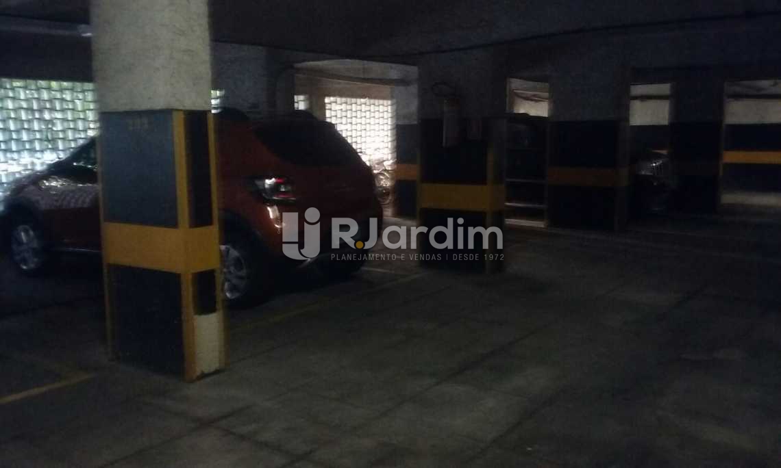 Conheça garagem do imóvel - Cobertura Leblon, Zona Sul,Rio de Janeiro, RJ À Venda, 2 Quartos, 149m² - LACO20097 - 25 garagem - Cobertura Leblon, Zona Sul,Rio de Janeiro, RJ À Venda, 2 Quartos, 149m² - LACO20097 - 25