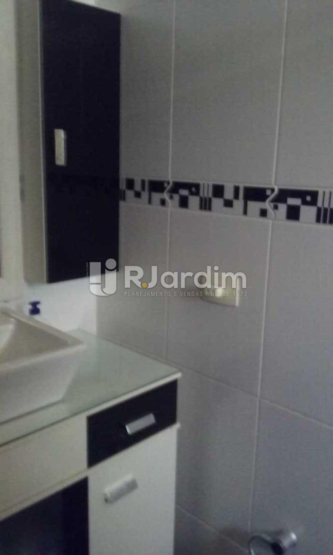 Conheça banho suíte do imóvel - Cobertura Leblon, Zona Sul,Rio de Janeiro, RJ À Venda, 2 Quartos, 149m² - LACO20097 - 8 banho suíte - Cobertura Leblon, Zona Sul,Rio de Janeiro, RJ À Venda, 2 Quartos, 149m² - LACO20097 - 8