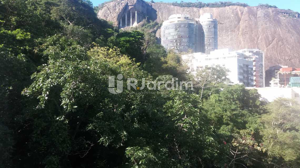 Conheça Vista Sala e quartos do imóvel - Apartamento À VENDA, Lagoa, Rio de Janeiro, RJ - LAAP20854 - 1 Vista Sala e quartos - Apartamento À VENDA, Lagoa, Rio de Janeiro, RJ - LAAP20854 - 1