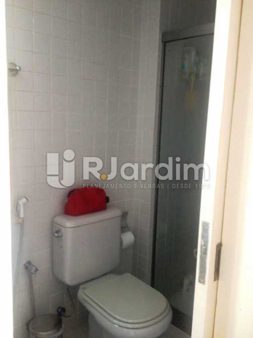 Conheça banheiro / suíte do imóvel - Apartamento Lagoa 2 Quartos Garagem - LAAP20861 - 16 banheiro / suíte - Apartamento Lagoa 2 Quartos Garagem - LAAP20861 - 16