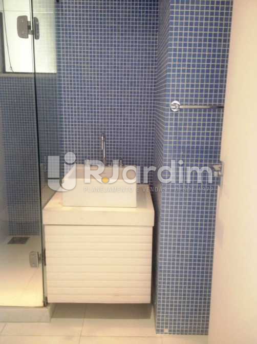 Conheça banheiro Social do imóvel - Apartamento À VENDA, Fonte da Saudade, Lagoa, Rio de Janeiro, RJ - LAAP31173 - 9 banheiro Social - Apartamento À VENDA, Fonte da Saudade, Lagoa, Rio de Janeiro, RJ - LAAP31173 - 9