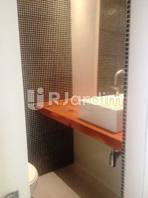 Conheça Banheiro da Suíte do imóvel - Apartamento À VENDA, Fonte da Saudade, Lagoa, Rio de Janeiro, RJ - LAAP31173 - 18 Banheiro da Suíte - Apartamento À VENDA, Fonte da Saudade, Lagoa, Rio de Janeiro, RJ - LAAP31173 - 18