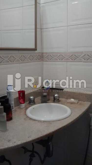 Conheça banheiro da suite do imóvel - Apartamento Humaitá 3 Quartos - LAAP31175 - 16 banheiro da suite - Apartamento Humaitá 3 Quartos - LAAP31175 - 16