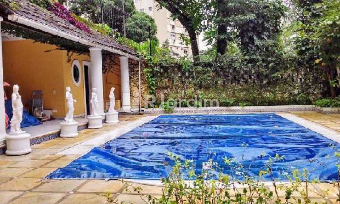 Conheça piscina do imóvel - Casa Gávea, Zona Sul,Rio de Janeiro, RJ À Venda, 5 Quartos, 1000m² - LACA50016 - 15 piscina - Casa Gávea, Zona Sul,Rio de Janeiro, RJ À Venda, 5 Quartos, 1000m² - LACA50016 - 15