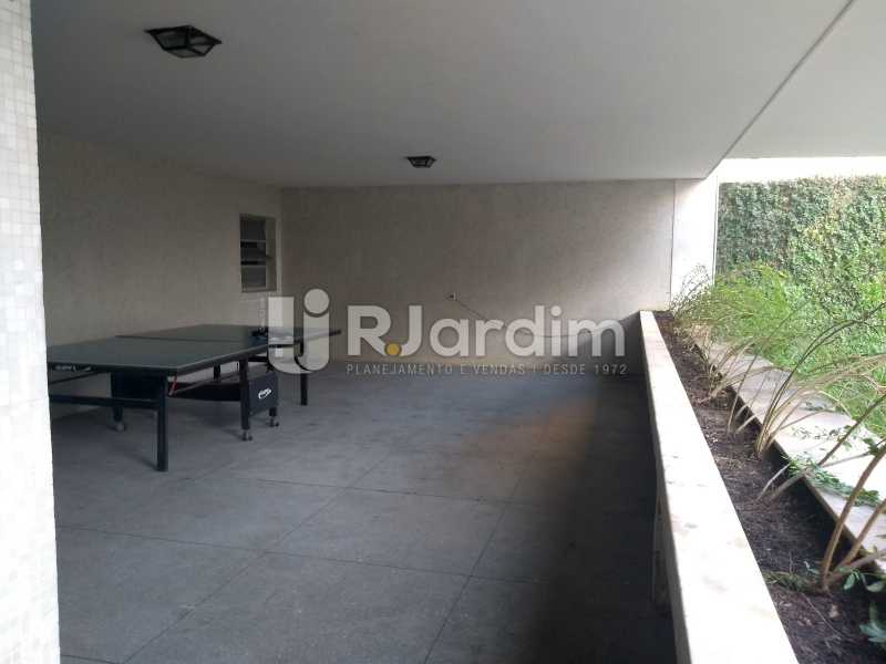 Conheça play do imóvel - Apartamento Jardim Botânico, Zona Sul,Rio de Janeiro, RJ À Venda, 4 Quartos, 250m² - LAAP40511 - 27 play - Apartamento Jardim Botânico, Zona Sul,Rio de Janeiro, RJ À Venda, 4 Quartos, 250m² - LAAP40511 - 27