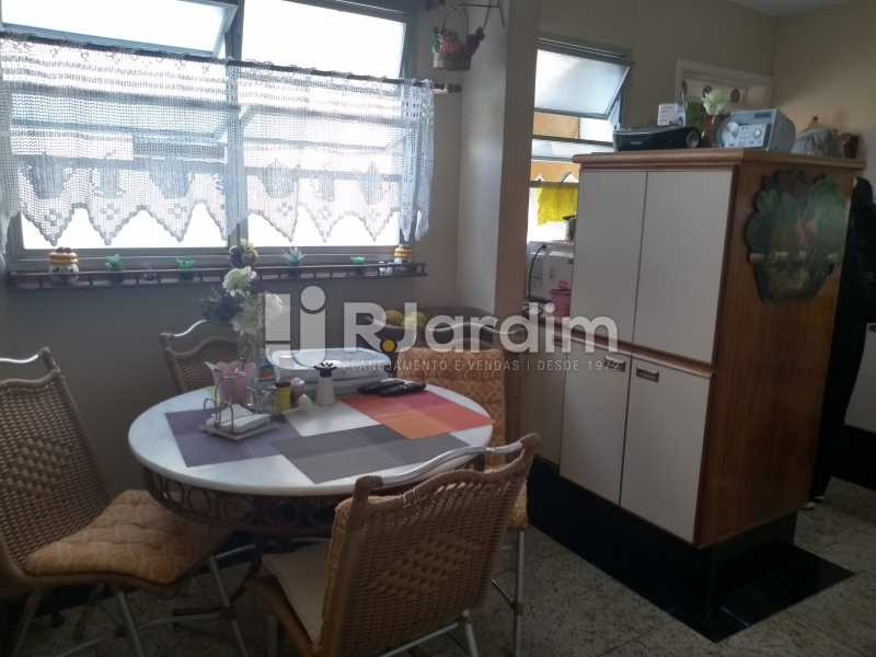Conheça cozinha do imóvel - Apartamento Jardim Botânico, Zona Sul,Rio de Janeiro, RJ À Venda, 4 Quartos, 250m² - LAAP40511 - 21 cozinha - Apartamento Jardim Botânico, Zona Sul,Rio de Janeiro, RJ À Venda, 4 Quartos, 250m² - LAAP40511 - 21
