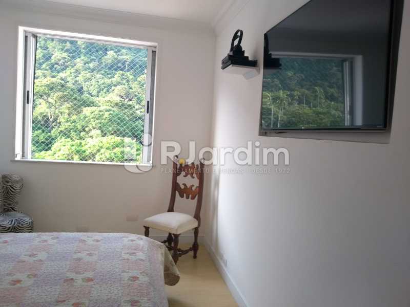 Conheça suíte do imóvel - Apartamento Jardim Botânico, Zona Sul,Rio de Janeiro, RJ À Venda, 4 Quartos, 250m² - LAAP40511 - 19 suíte - Apartamento Jardim Botânico, Zona Sul,Rio de Janeiro, RJ À Venda, 4 Quartos, 250m² - LAAP40511 - 19