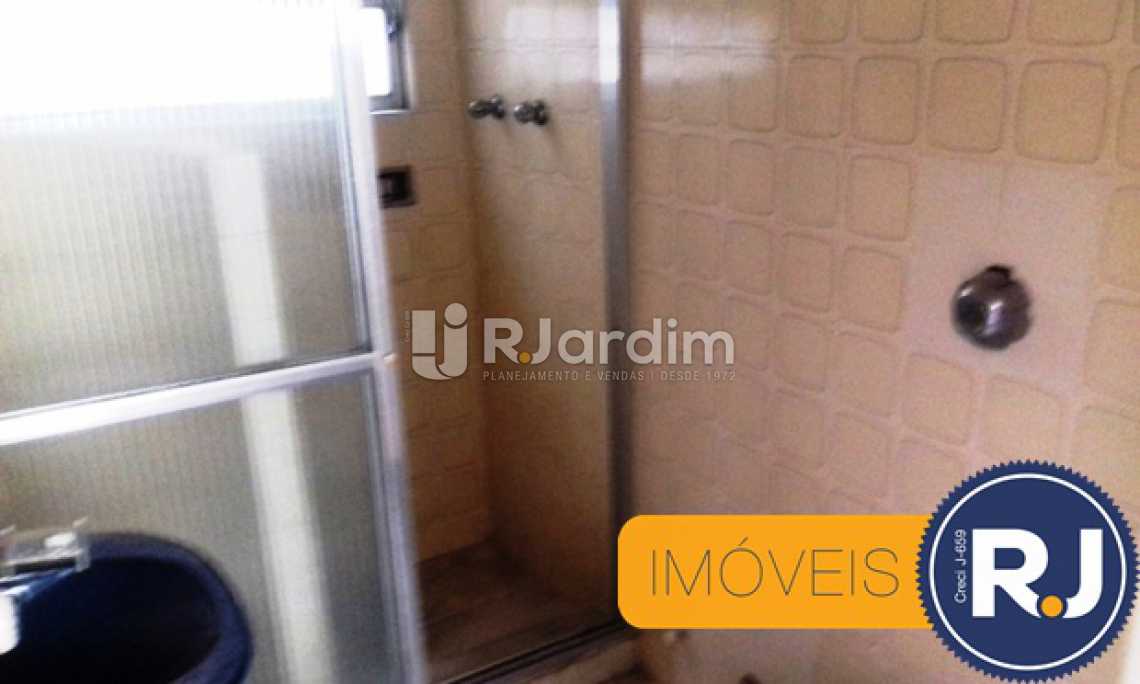 Conheça BANHEIRO VENTILADO do imóvel - Imóveis Compra e Venda Laranjeiras 1 Quarto - LAAP10209 - 6 BANHEIRO VENTILADO - Imóveis Compra e Venda Laranjeiras 1 Quarto - LAAP10209 - 6