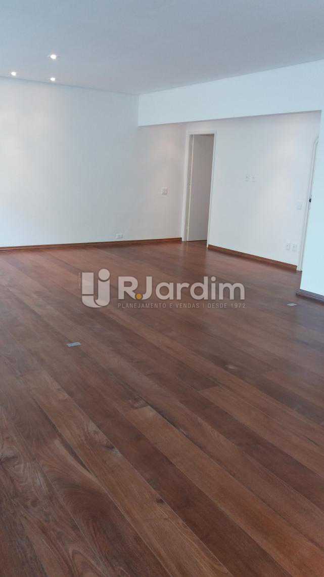 Conheça Sala do imóvel - Apartamento À VENDA, Copacabana, Rio de Janeiro, RJ - LAAP31231 - 4 Sala - Apartamento À VENDA, Copacabana, Rio de Janeiro, RJ - LAAP31231 - 4