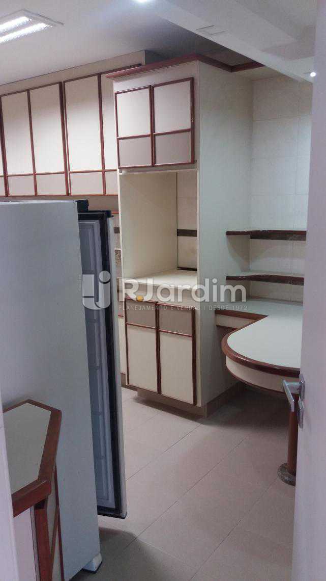 Conheça Cozinha do imóvel - Apartamento À VENDA, Copacabana, Rio de Janeiro, RJ - LAAP31231 - 7 Cozinha - Apartamento À VENDA, Copacabana, Rio de Janeiro, RJ - LAAP31231 - 7