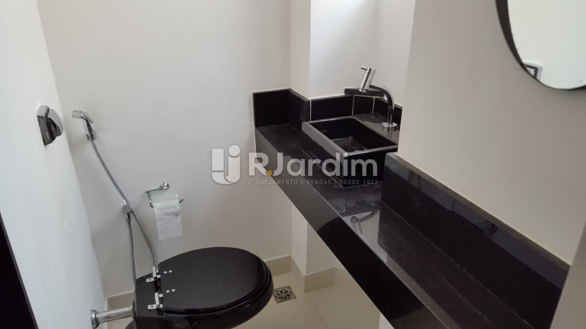 Conheça Banheiro suite do imóvel - Aluguel Cobertura Botafogo 3 Quartos - LACO30172 - 24 Banheiro suite - Aluguel Cobertura Botafogo 3 Quartos - LACO30172 - 24