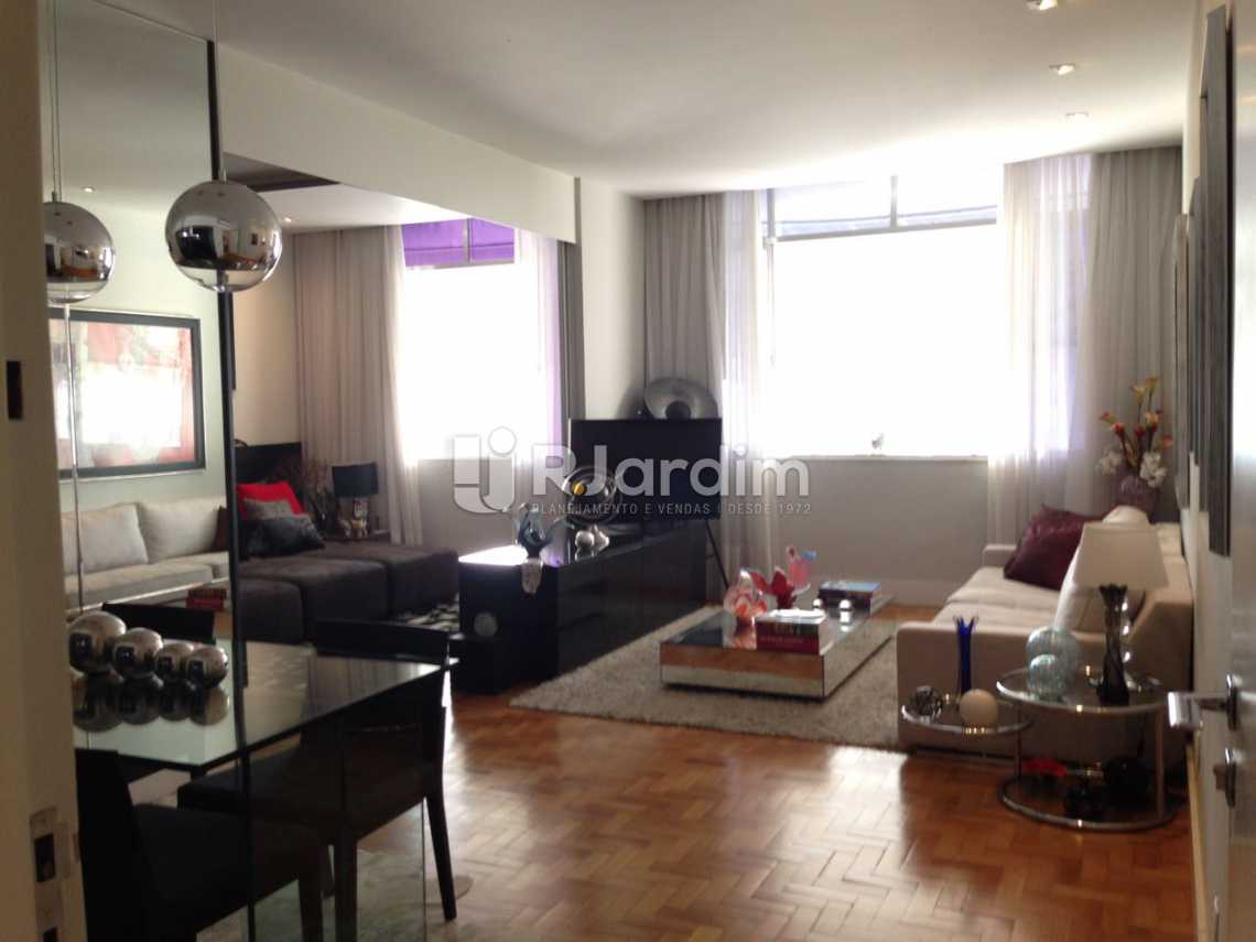 Conheça Sala em 3 Ambientes do imóvel - Apartamento Residencial Copacabana - LAAP31241 - 1 Sala em 3 Ambientes - Apartamento Residencial Copacabana - LAAP31241 - 1