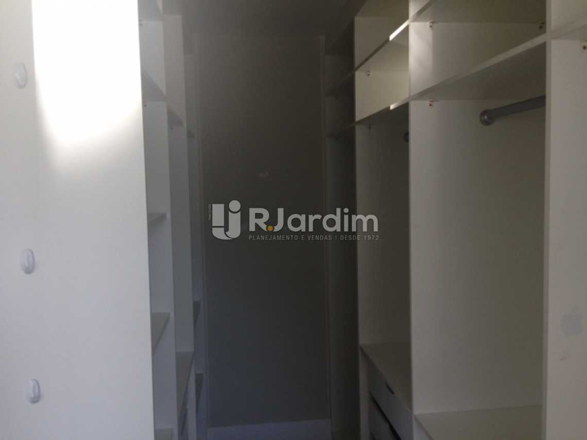 Conheça Closet do imóvel - Apartamento Padrão Residencial Humaitá - LAAP31250 - 13 Closet - Apartamento Padrão Residencial Humaitá - LAAP31250 - 13