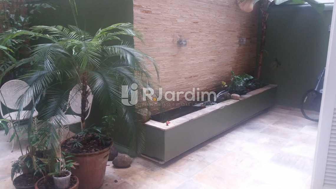 Conheça Terraço do imóvel - Imóveis Compra e Venda Copacabana 3 Quartos - LAAP31258 - 22 Terraço - Imóveis Compra e Venda Copacabana 3 Quartos - LAAP31258 - 22