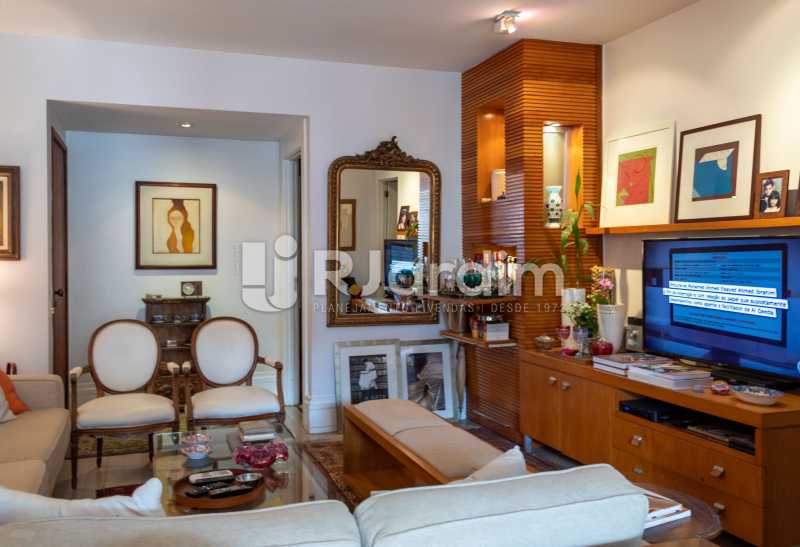 Conheça Sala em 2 Ambientes do imóvel - Apartamento À Venda - Gávea - Rio de Janeiro - RJ - LAAP31262 - 4 Sala em 2 Ambientes - Apartamento À Venda - Gávea - Rio de Janeiro - RJ - LAAP31262 - 4