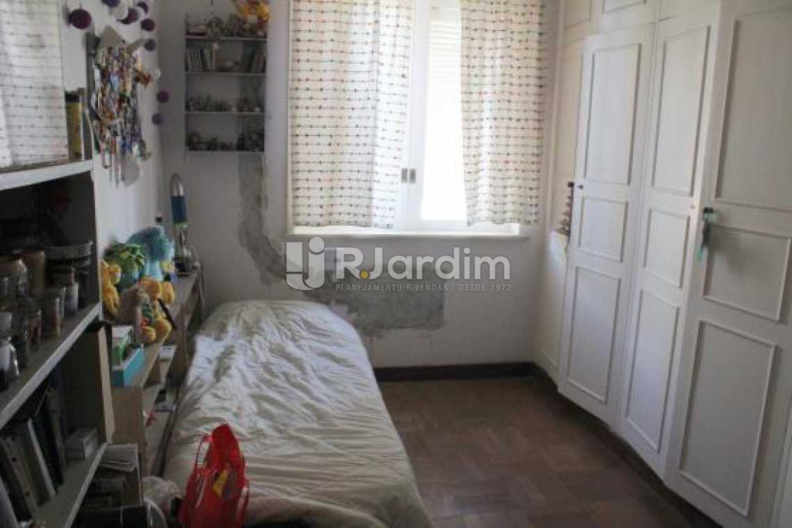 Conheça Quarto do imóvel - Cobertura na Quadra da Praia, Leblon, Rio de Janeiro - LACO30178 - 12 Quarto - Cobertura na Quadra da Praia, Leblon, Rio de Janeiro - LACO30178 - 12