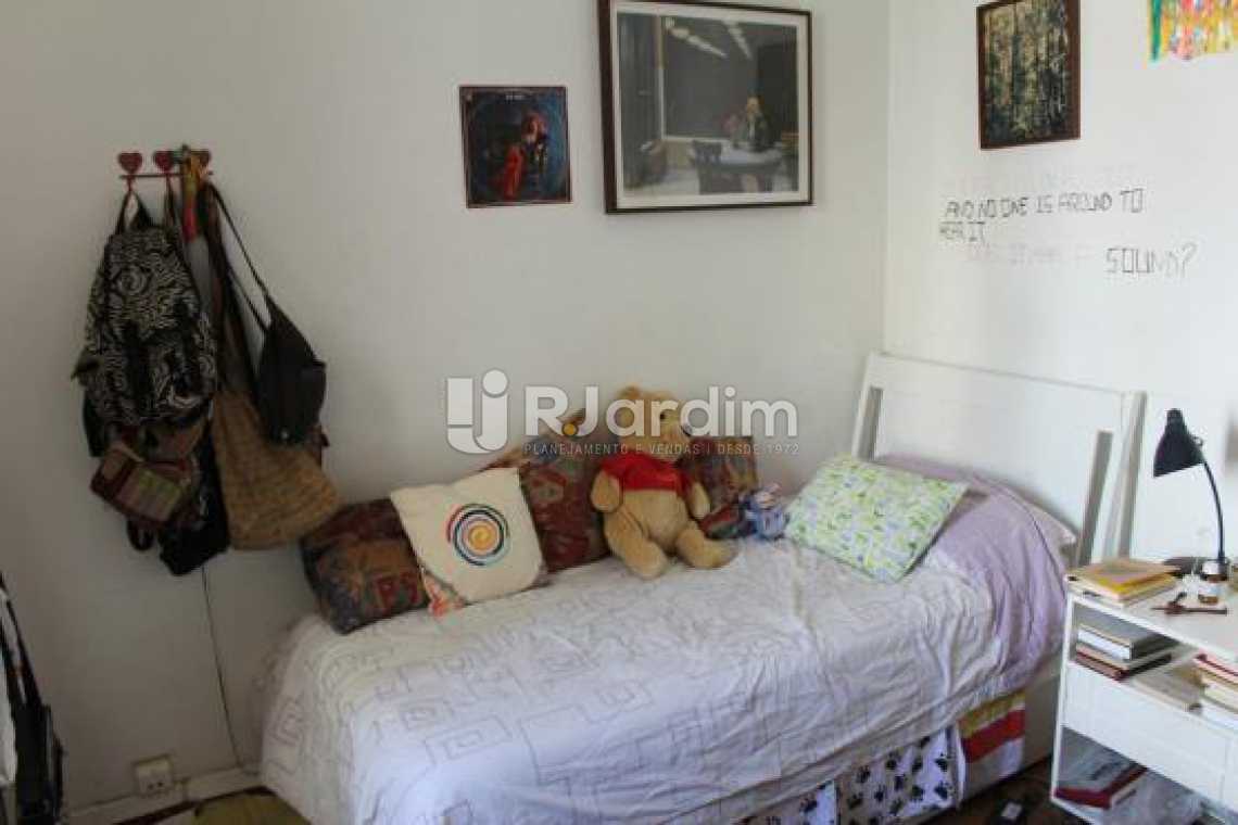 Conheça Quarto do imóvel - Cobertura na Quadra da Praia, Leblon, Rio de Janeiro - LACO30178 - 14 Quarto - Cobertura na Quadra da Praia, Leblon, Rio de Janeiro - LACO30178 - 14