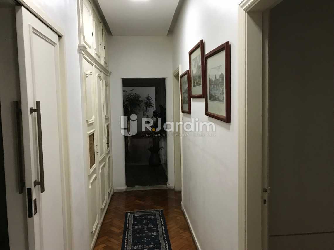 Conheça Corredor do imóvel - Apartamento Padrão Residencial Copacabana - LAAP40540 - 7 Corredor - Apartamento Padrão Residencial Copacabana - LAAP40540 - 7