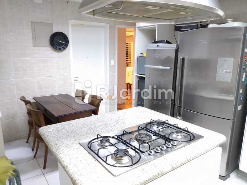 Conheça Copa / cozinha do imóvel - Apartamento Residencial Ipanema 3 Quartos Compra Venda Avaliação Imóveis - LAAP31308 - 17 Copa / cozinha - Apartamento Residencial Ipanema 3 Quartos Compra Venda Avaliação Imóveis - LAAP31308 - 17