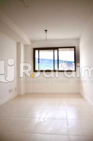 Conheça Quarto suíte do imóvel - Imóveis Compra Venda Apartamento Botafogo 2 Quartos - LAAP20929 - 9 Quarto suíte - Imóveis Compra Venda Apartamento Botafogo 2 Quartos - LAAP20929 - 9