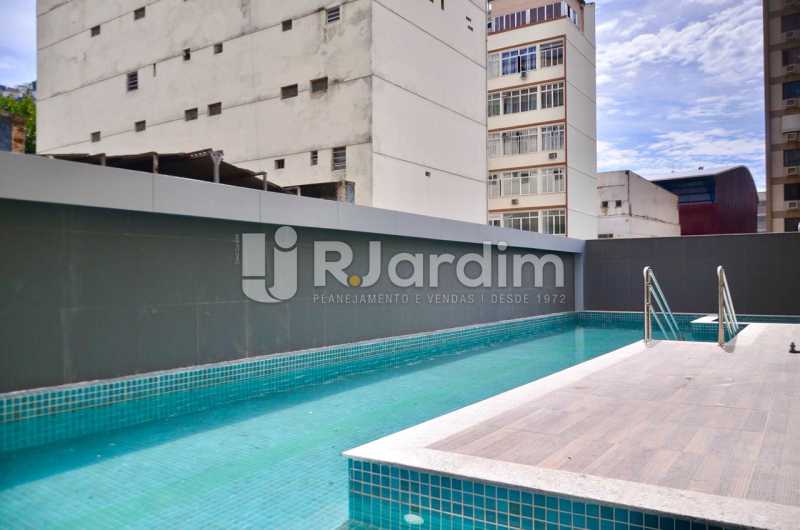 Conheça Piscina do imóvel - Imóveis Compra Venda Apartamento Botafogo 2 Quartos - LAAP20929 - 23 Piscina - Imóveis Compra Venda Apartamento Botafogo 2 Quartos - LAAP20929 - 23