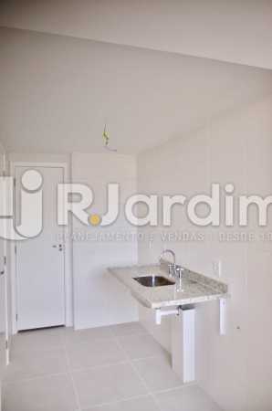 Conheça Cozinha do imóvel - Imóveis Compra Venda Apartamento Botafogo 2 Quartos - LAAP20929 - 16 Cozinha - Imóveis Compra Venda Apartamento Botafogo 2 Quartos - LAAP20929 - 16