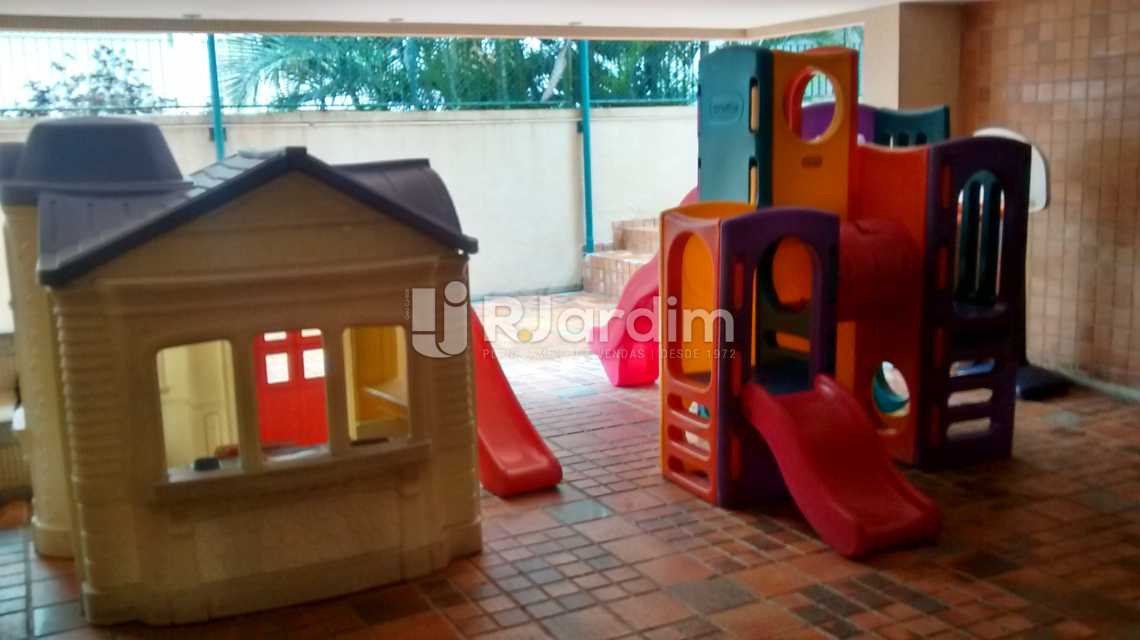 Conheça Play do imóvel - Compra Venda Avaliação Imóveis Apartamento Leblon 3 Quartos - LAAP31339 - 20 Play - Compra Venda Avaliação Imóveis Apartamento Leblon 3 Quartos - LAAP31339 - 20