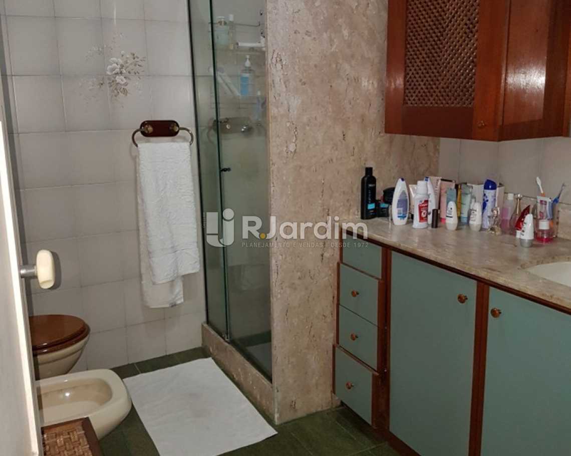Conheça Banheiro social do imóvel - Apartamento Residencial Ipanema - LAAP40556 - 16 Banheiro social - Apartamento Residencial Ipanema - LAAP40556 - 16