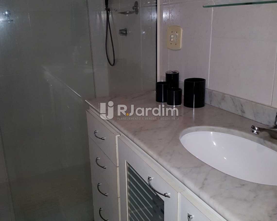 Conheça Banheiro social do imóvel - Apartamento Residencial Ipanema - LAAP40556 - 10 Banheiro social - Apartamento Residencial Ipanema - LAAP40556 - 10