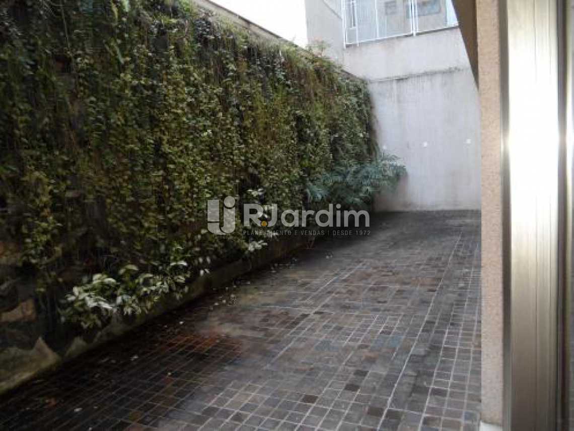 Conheça Terraço dos quartos do imóvel - Apartamento Residencial Leblon - LAAP40558 - 14 Terraço dos quartos - Apartamento Residencial Leblon - LAAP40558 - 14