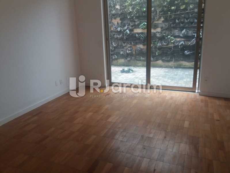 Conheça WhatsApp Image 2019-12-12 at 1 do imóvel - Apartamento Residencial Leblon - LAAP40558 - 30 WhatsApp Image 2019-12-12 at 1 - Apartamento Residencial Leblon - LAAP40558 - 30
