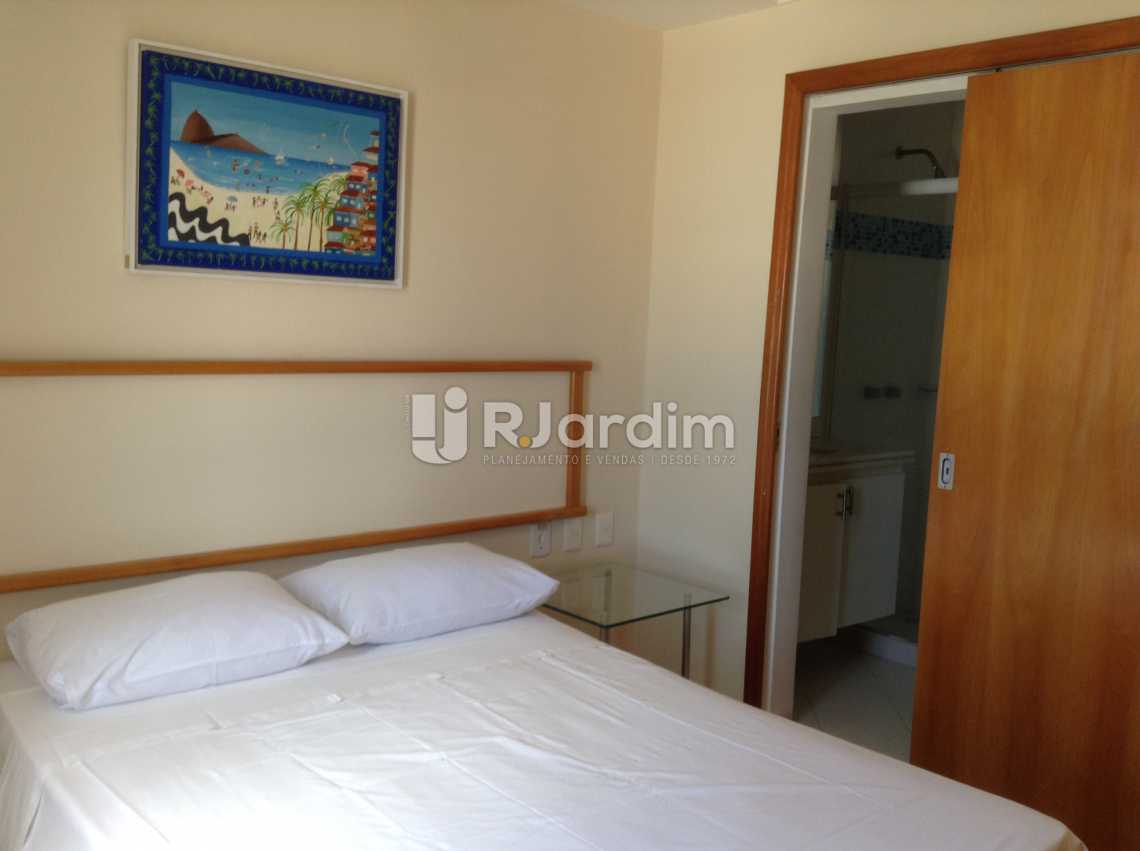 Conheça SUITE 1 do imóvel - Apartamento Padrão Residencial Copacabana - LAAP40565 - 8 SUITE 1 - Apartamento Padrão Residencial Copacabana - LAAP40565 - 8