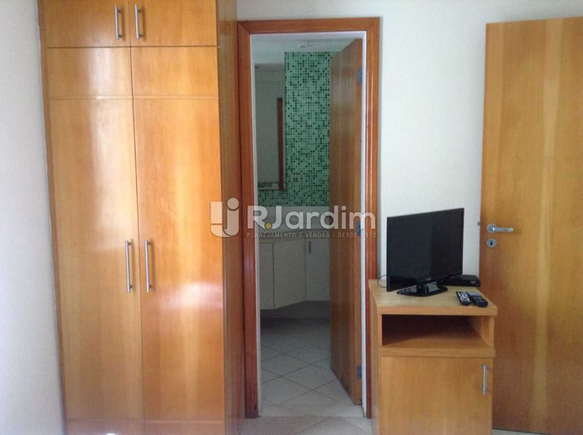 Conheça SUITE 3 do imóvel - Apartamento Padrão Residencial Copacabana - LAAP40565 - 16 SUITE 3 - Apartamento Padrão Residencial Copacabana - LAAP40565 - 16