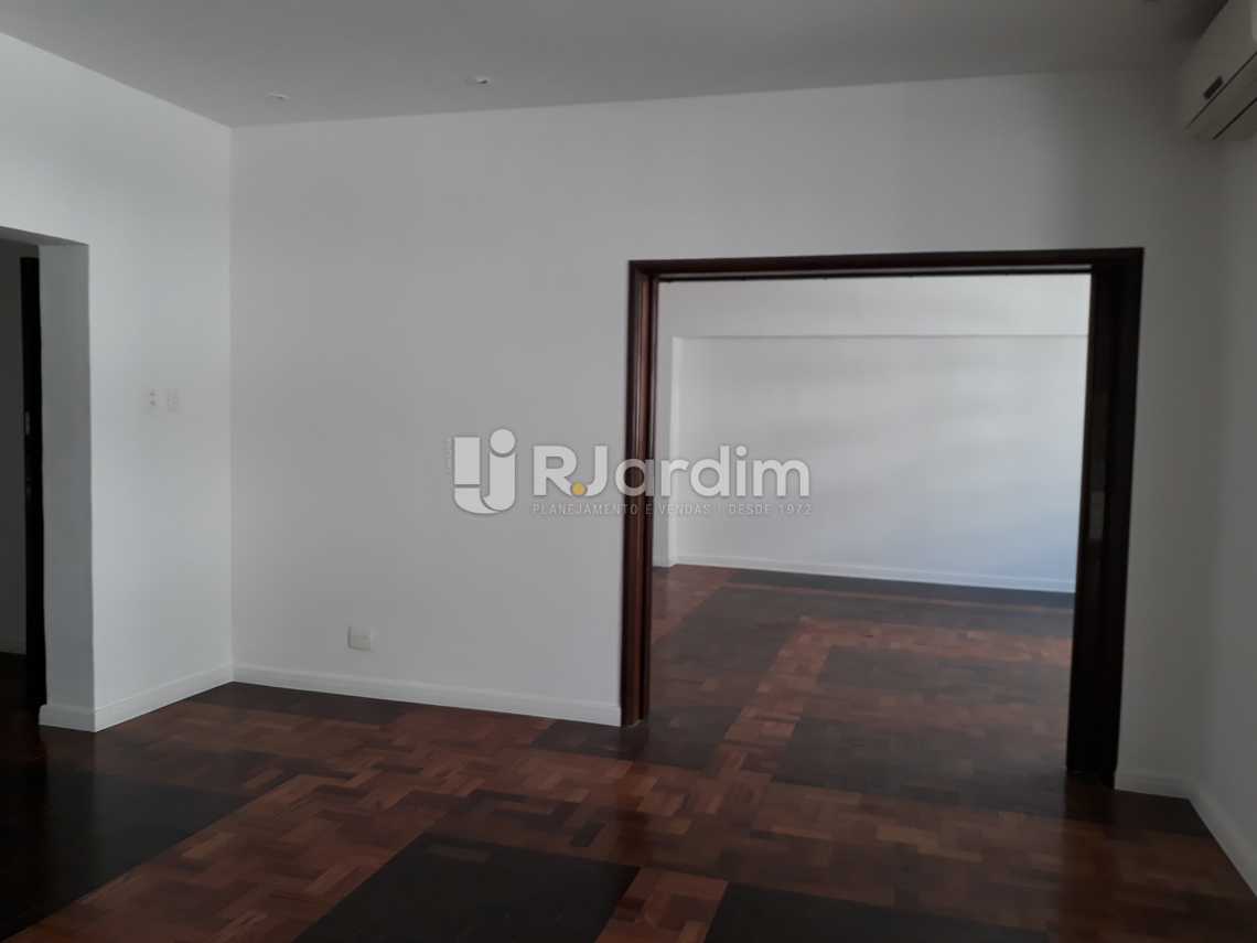 Conheça SALA do imóvel - Apartamento PARA ALUGAR, Copacabana, Rio de Janeiro, RJ - LAAP32237 - 5 SALA - Apartamento PARA ALUGAR, Copacabana, Rio de Janeiro, RJ - LAAP32237 - 5