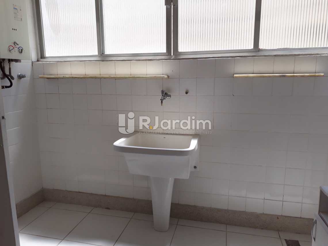 Conheça ÁREA DE SERVIÇO do imóvel - Apartamento PARA ALUGAR, Copacabana, Rio de Janeiro, RJ - LAAP32237 - 27 ÁREA DE SERVIÇO - Apartamento PARA ALUGAR, Copacabana, Rio de Janeiro, RJ - LAAP32237 - 27