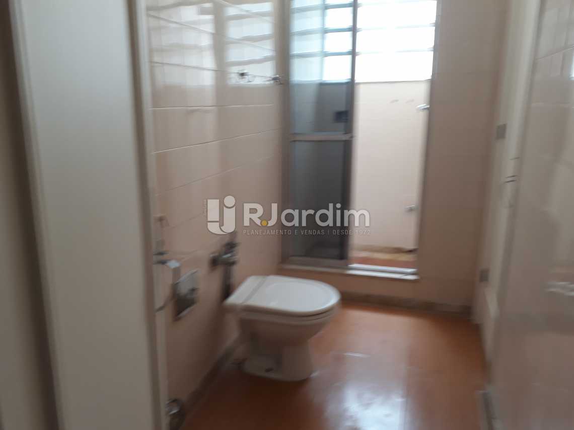 Conheça BANHEIRO SOCIAL do imóvel - Apartamento PARA ALUGAR, Copacabana, Rio de Janeiro, RJ - LAAP32237 - 17 BANHEIRO SOCIAL - Apartamento PARA ALUGAR, Copacabana, Rio de Janeiro, RJ - LAAP32237 - 17