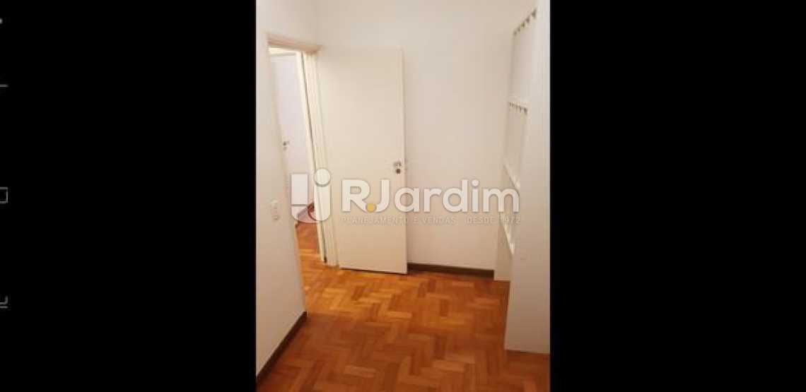 Conheça quarto do imóvel - Três quartos uma suíte com vaga na escritura em Ipanema, em ótima oportunidade. - LAAP31395 - 10 quarto - Três quartos uma suíte com vaga na escritura em Ipanema, em ótima oportunidade. - LAAP31395 - 10