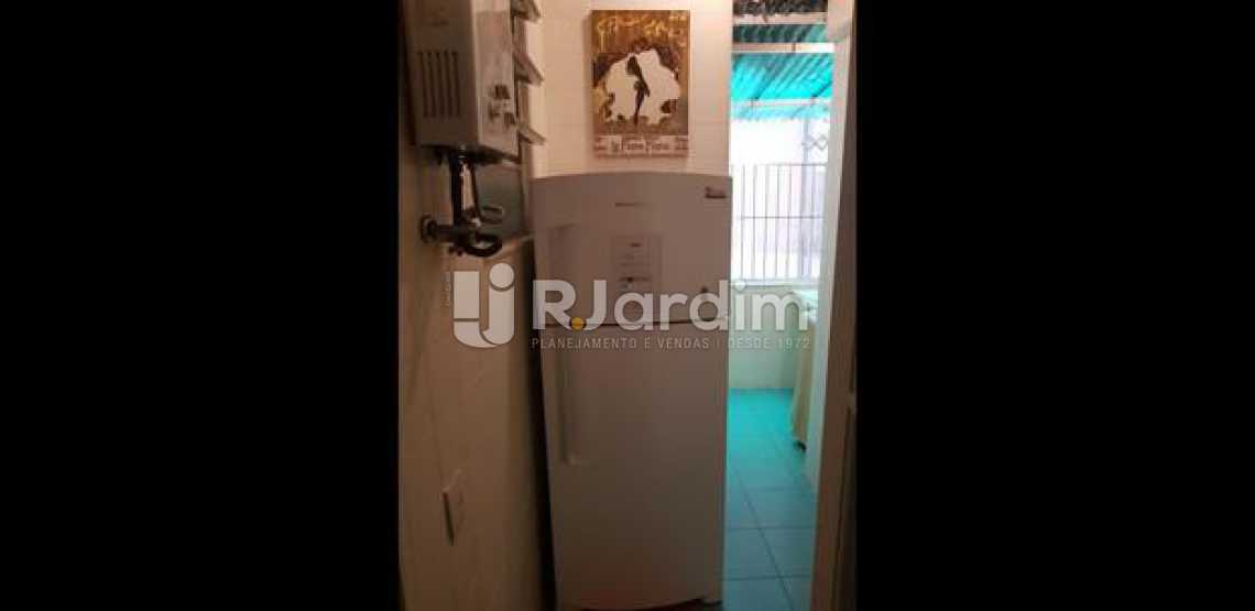 Conheça área de serviço do imóvel - Três quartos uma suíte com vaga na escritura em Ipanema, em ótima oportunidade. - LAAP31395 - 14 área de serviço - Três quartos uma suíte com vaga na escritura em Ipanema, em ótima oportunidade. - LAAP31395 - 14