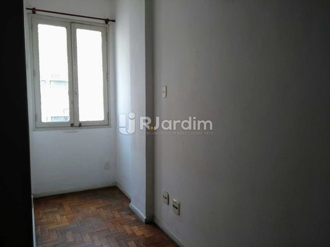 Conheça Janela sala do imóvel - Imóveis Compra Venda Copacabana 1 Quarto - LAAP10242 - 14 Janela sala - Imóveis Compra Venda Copacabana 1 Quarto - LAAP10242 - 14