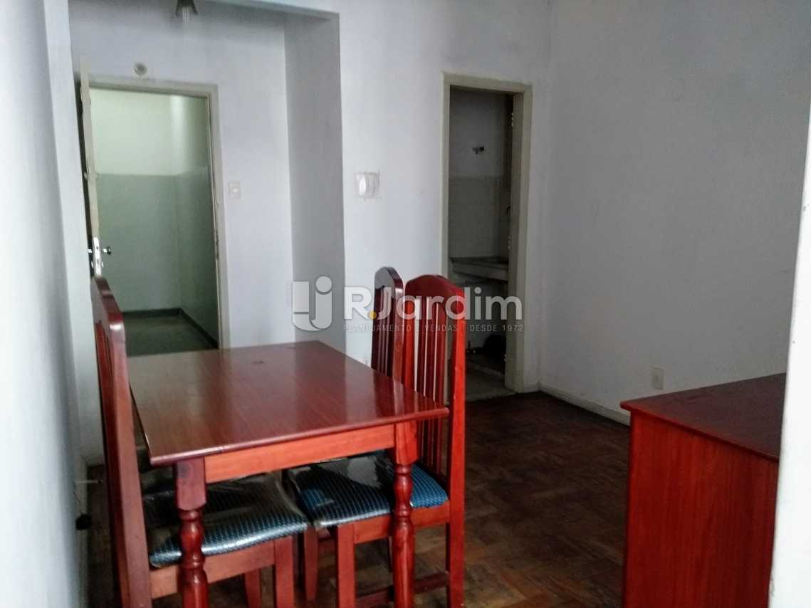 Conheça Sala do imóvel - Imóveis Compra Venda Copacabana 1 Quarto - LAAP10242 - 4 Sala - Imóveis Compra Venda Copacabana 1 Quarto - LAAP10242 - 4