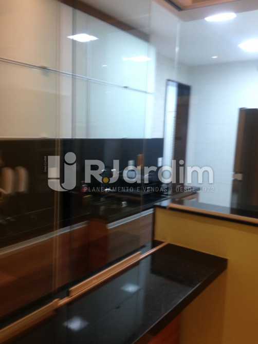 Conheça cozinha do imóvel - Apartamento 3 quartos Copacabana - LAAP31405 - 17 cozinha - Apartamento 3 quartos Copacabana - LAAP31405 - 17