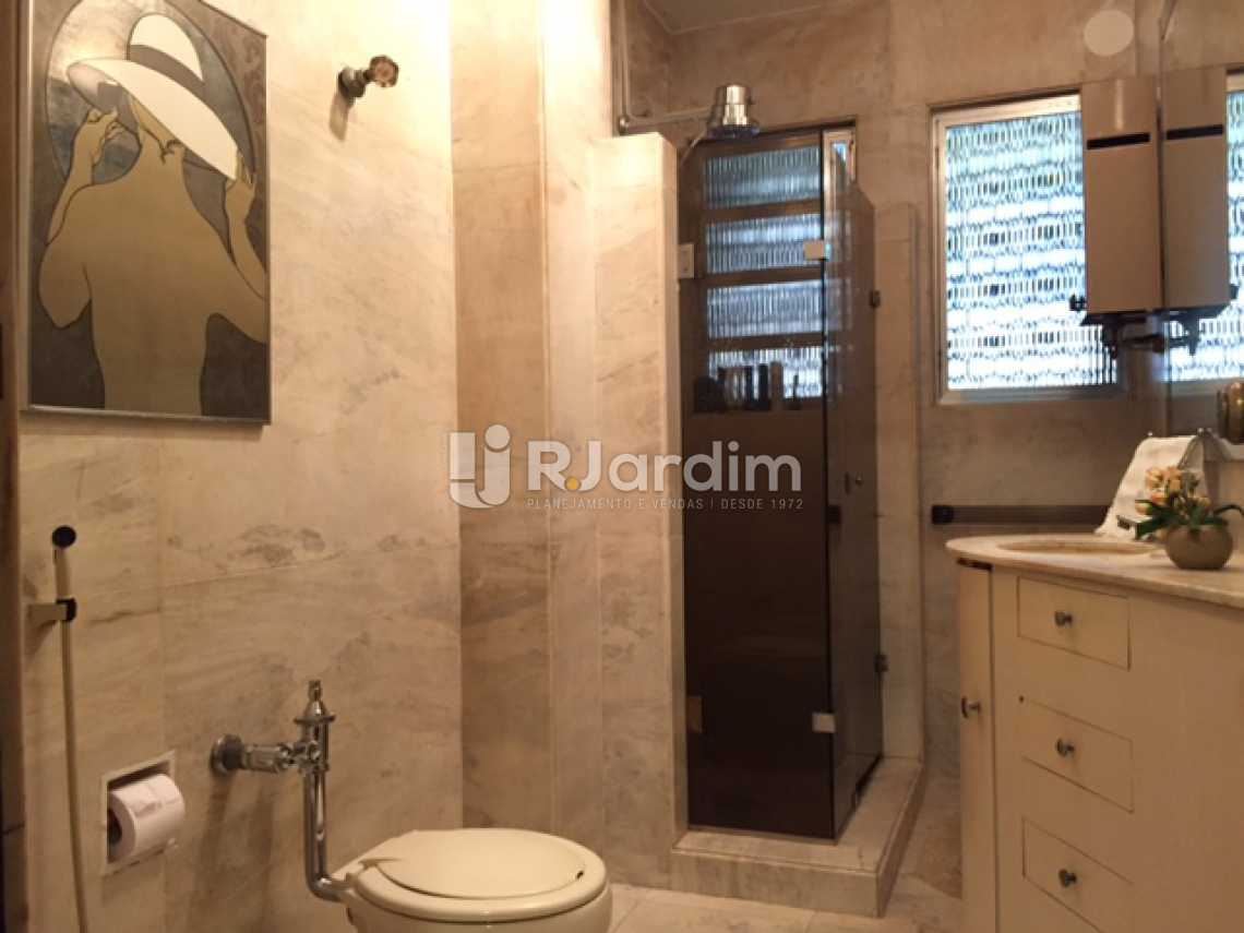 Conheça 11-BANHEIRO do imóvel - Apartamento Copacabana 4 Quartos 2 Garagem Compra Venda Avaliação Imóveis - LAAP40579 - 12 11-BANHEIRO - Apartamento Copacabana 4 Quartos 2 Garagem Compra Venda Avaliação Imóveis - LAAP40579 - 12